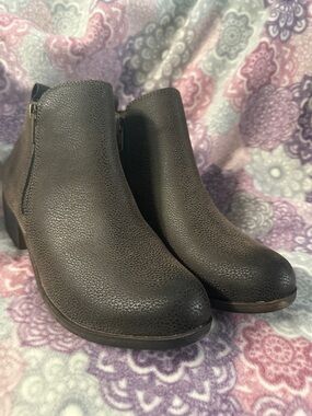 Women's Dark Brown Textured Ankle Booties with Side Zip